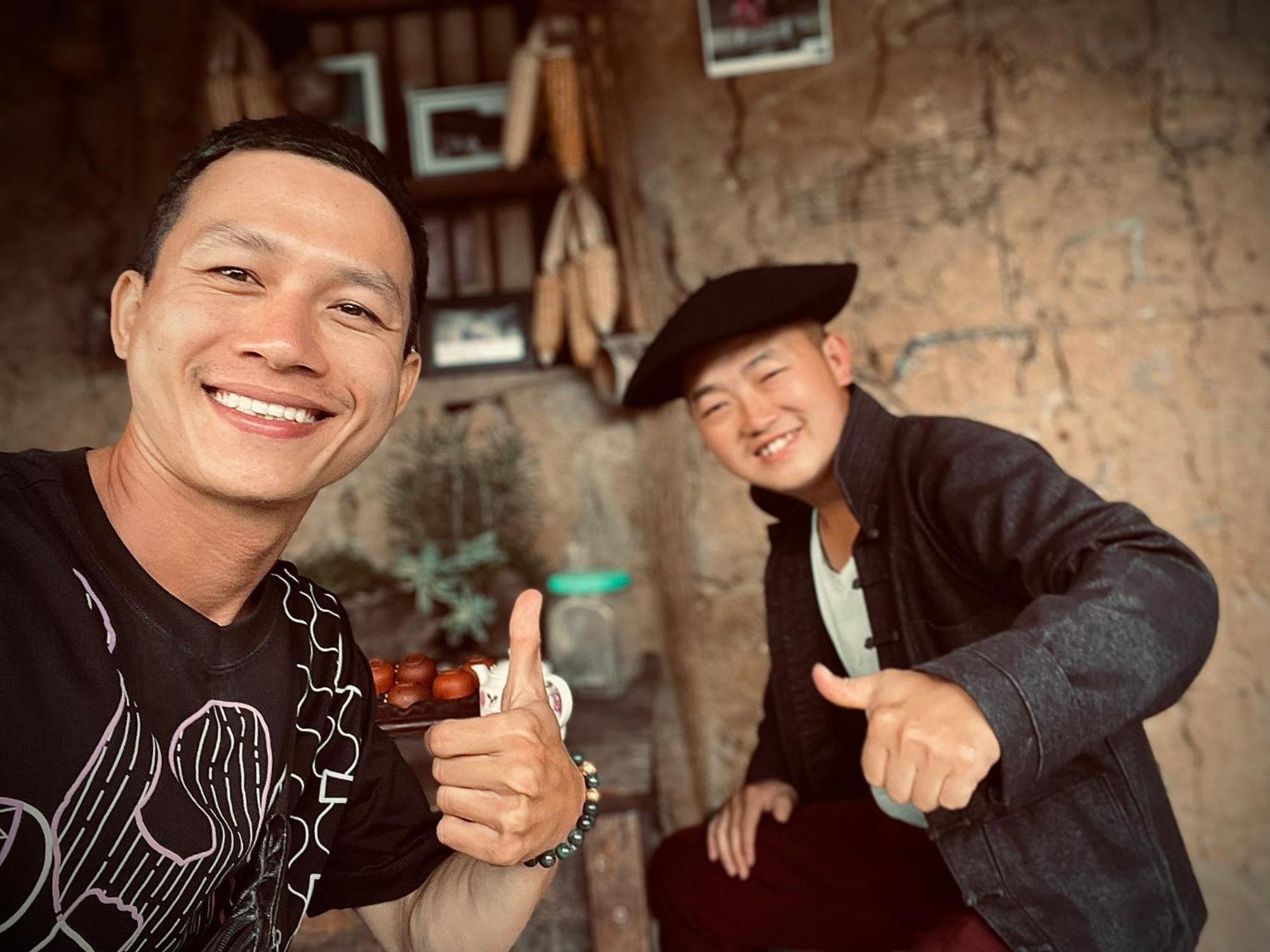 Nha Co Lao Xa Homestay Hmong & Bungalow Air Conditioner Dong Van  Exterior foto