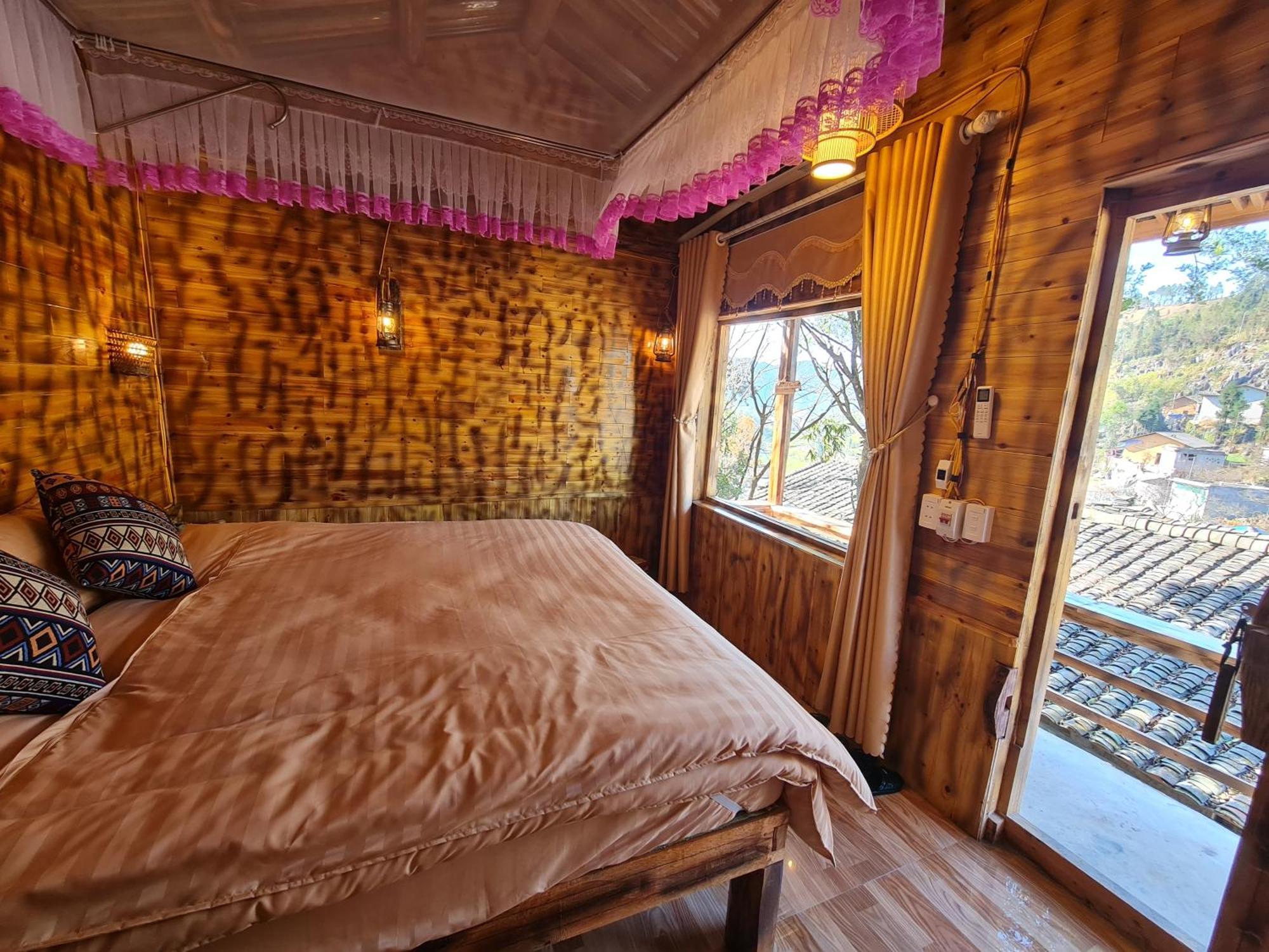 Nha Co Lao Xa Homestay Hmong & Bungalow Air Conditioner Dong Van  Exterior foto