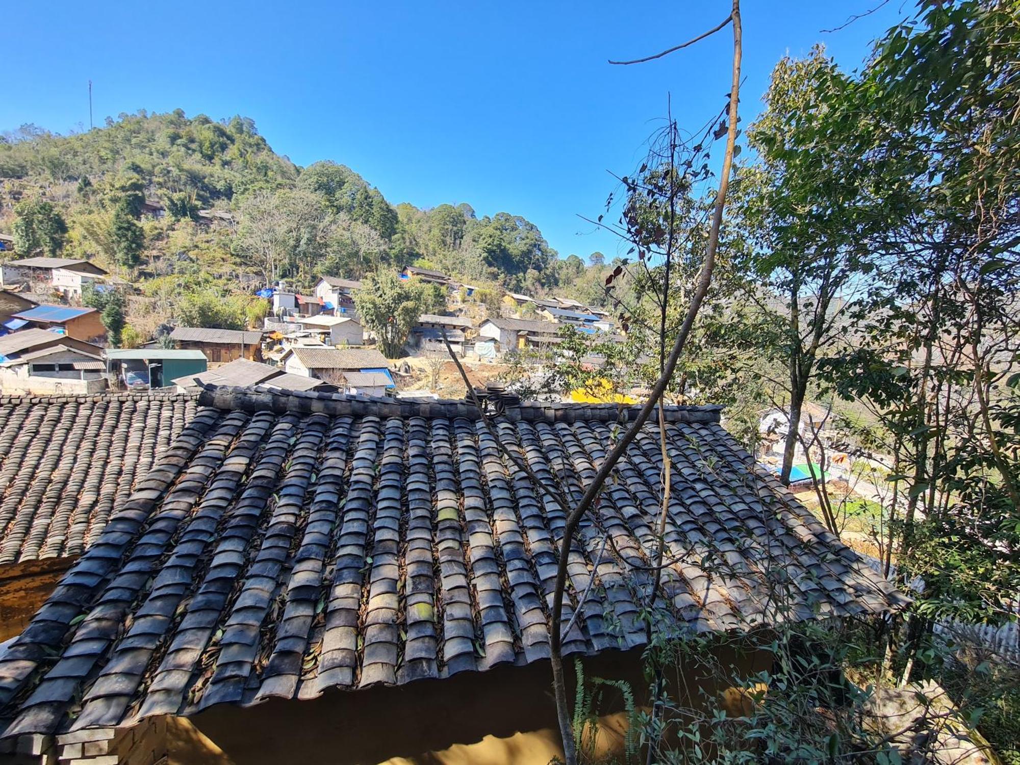 Nha Co Lao Xa Homestay Hmong & Bungalow Air Conditioner Dong Van  Exterior foto