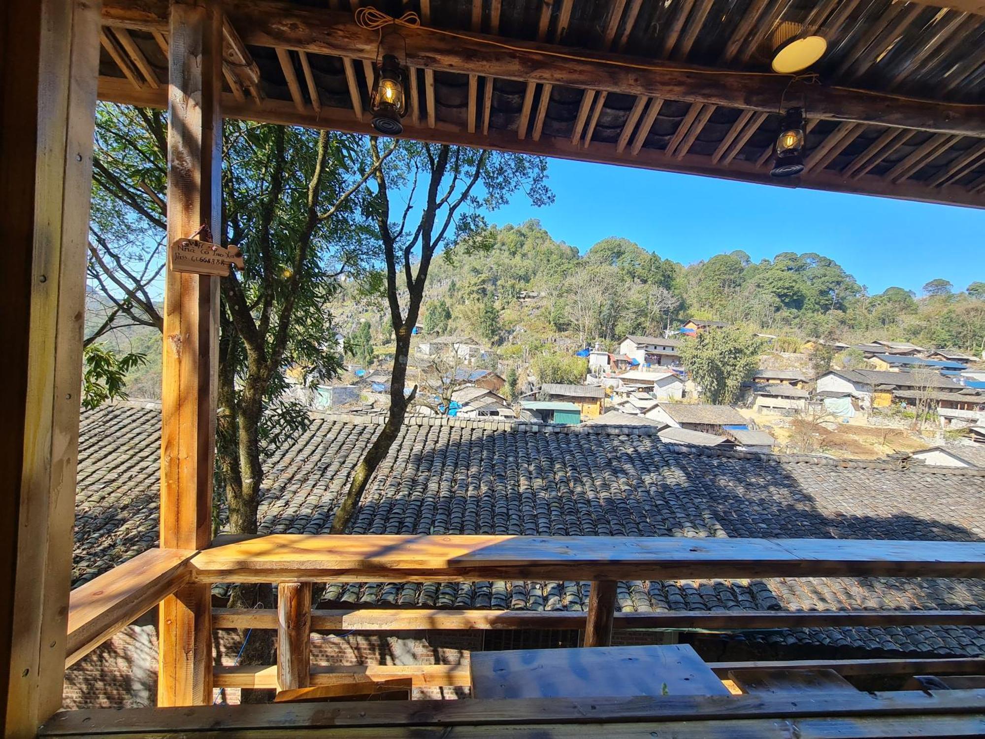 Nha Co Lao Xa Homestay Hmong & Bungalow Air Conditioner Dong Van  Exterior foto