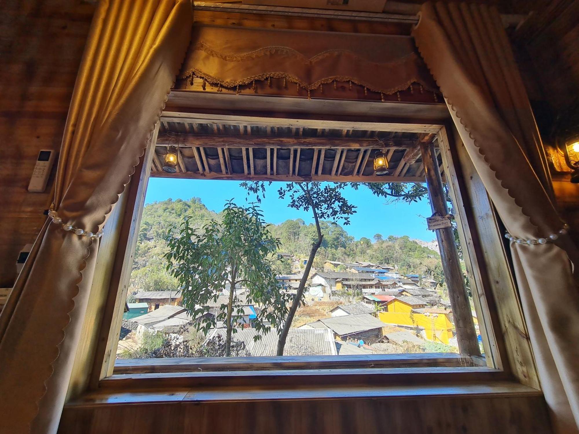 Nha Co Lao Xa Homestay Hmong & Bungalow Air Conditioner Dong Van  Exterior foto