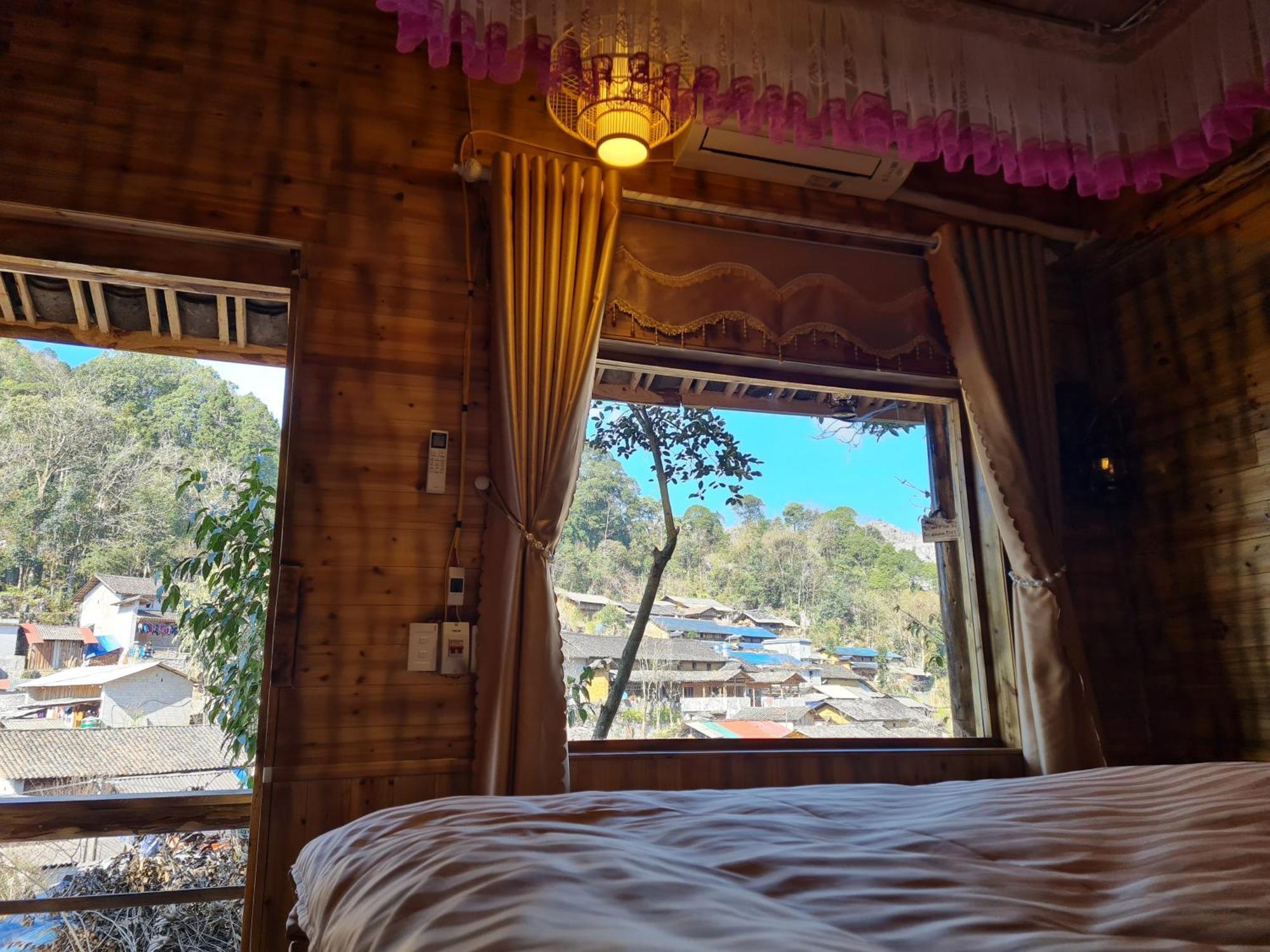 Nha Co Lao Xa Homestay Hmong & Bungalow Air Conditioner Dong Van  Exterior foto