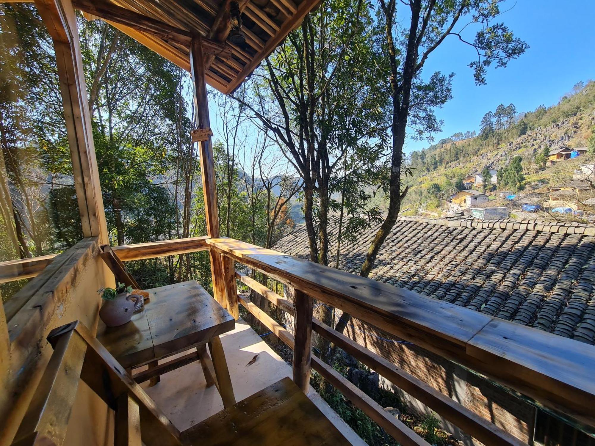 Nha Co Lao Xa Homestay Hmong & Bungalow Air Conditioner Dong Van  Exterior foto